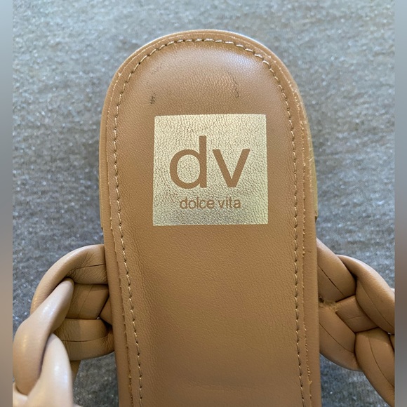 NWT Dolce Vita Short Block Heels - Picture 7 of 7